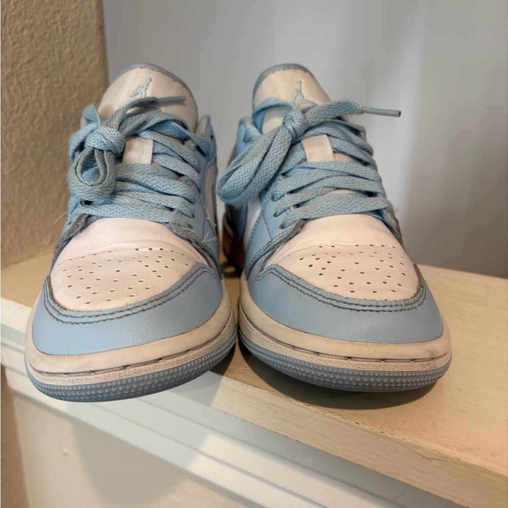Nike Air Jordan 1 Low White/Ice Blue Shoes DC0774-141 Womens 5.5 Youth 4Y - Picture 8 of 9